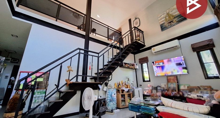For sale 4 bedrooms house in Lat Krabang, Bangkok
