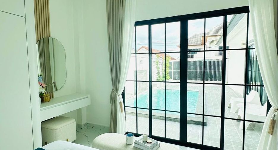 For sale 3 bedrooms villa in East Pattaya, Pattaya