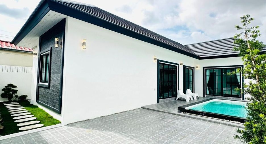 For sale 3 bedrooms villa in East Pattaya, Pattaya