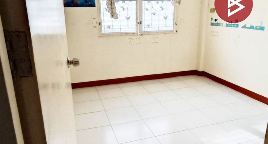 À vendre 2 chambres maison de ville à Bang Bo, Samut Prakan