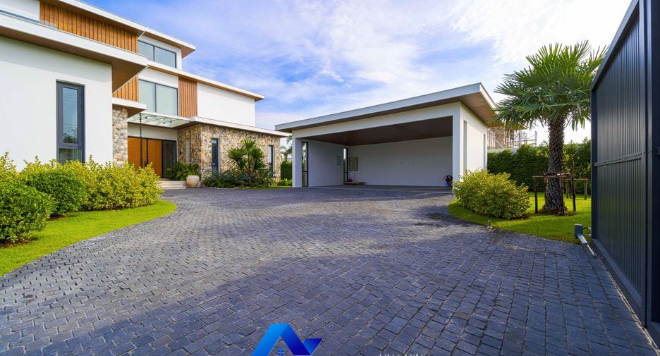 À vendre 4 chambres villa à Hua Hin, Prachuap Khiri Khan