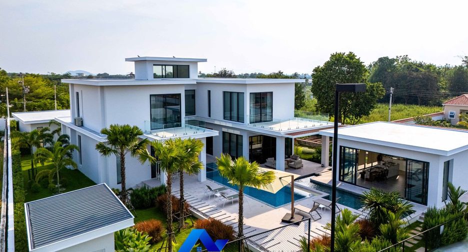 À vendre 4 chambres villa à Hua Hin, Prachuap Khiri Khan