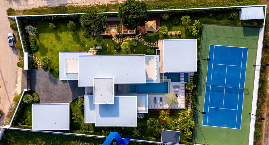À vendre 4 chambres villa à Hua Hin, Prachuap Khiri Khan