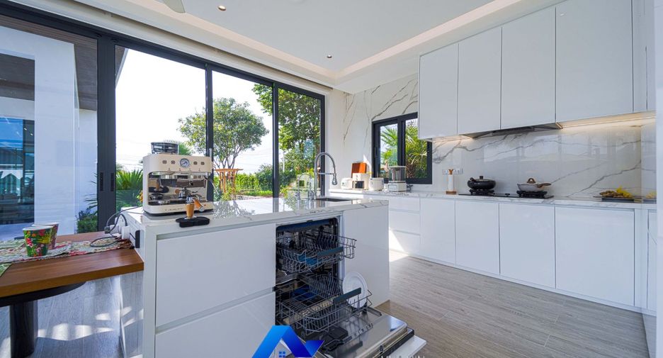 À vendre 4 chambres villa à Hua Hin, Prachuap Khiri Khan