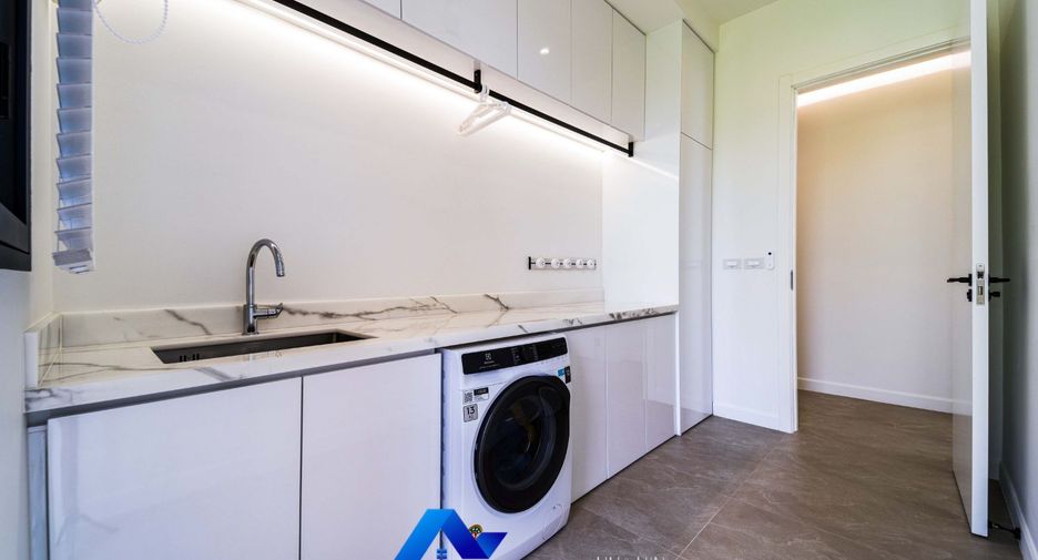 À vendre 4 chambres villa à Hua Hin, Prachuap Khiri Khan