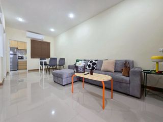 Casa adosada en alquiler de 4 habitaciones en Mueang Chiang Mai, Chiang Mai