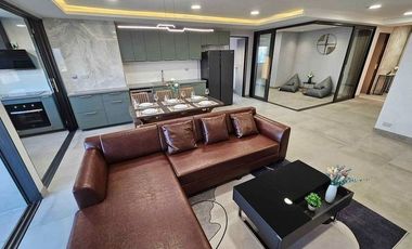 Wohnung zur Miete und zum Kauf mit 3 Zimmer in Khlong Toei, Bangkok