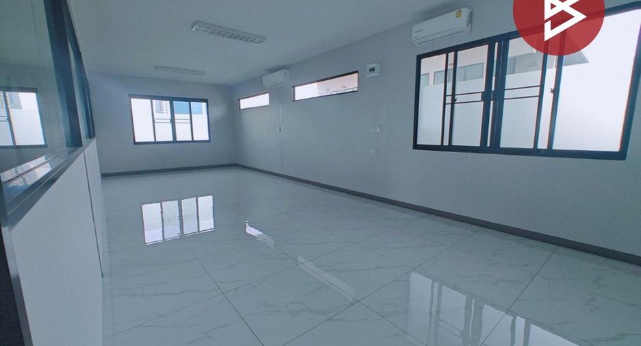 À louer 1 chambre local commercial à Prawet, Bangkok