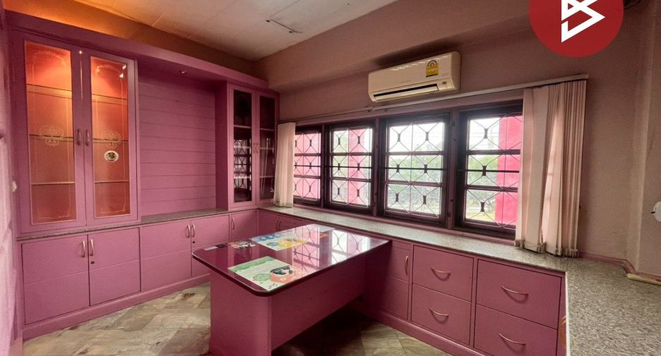 À vendre 1 chambre local commercial à Pak Kret, Nonthaburi