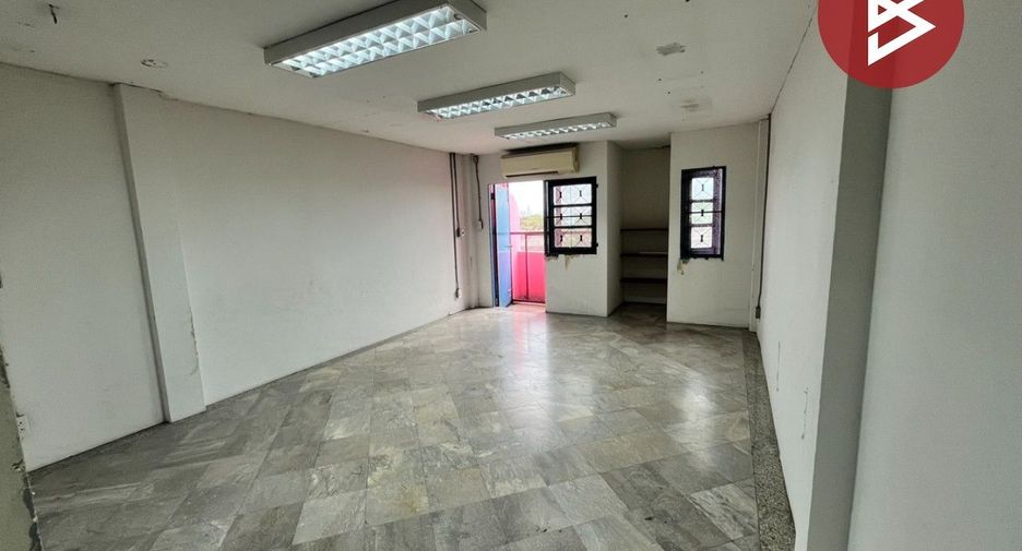 À vendre 1 chambre local commercial à Pak Kret, Nonthaburi