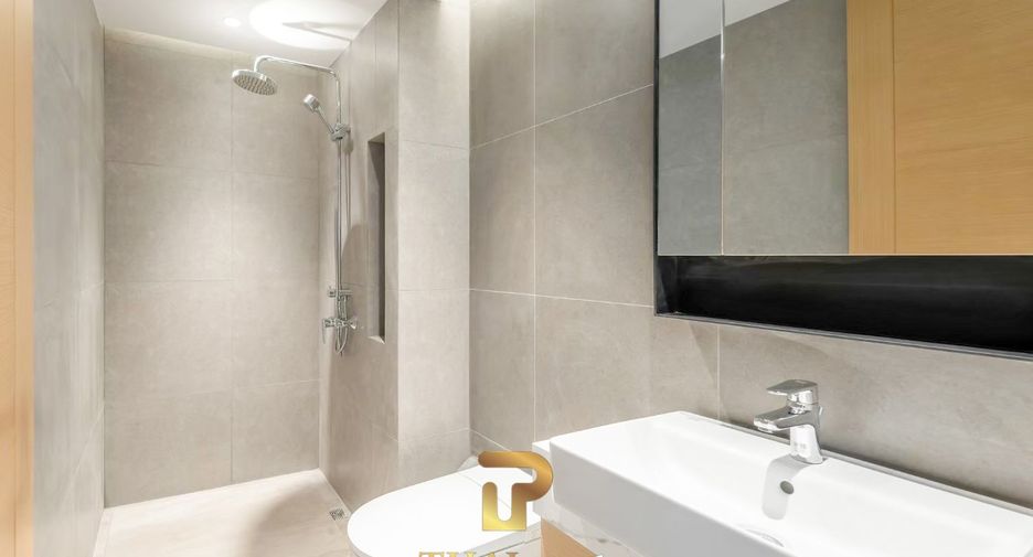 À vendre 2 chambres condo à Pratumnak, Pattaya