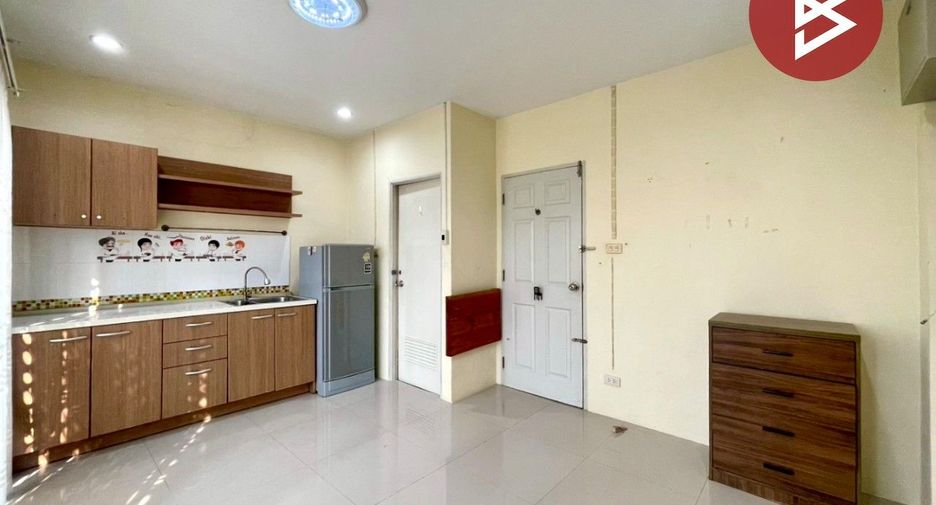 For sale 8 bedrooms retail Space in Mueang Chon Buri, Chonburi