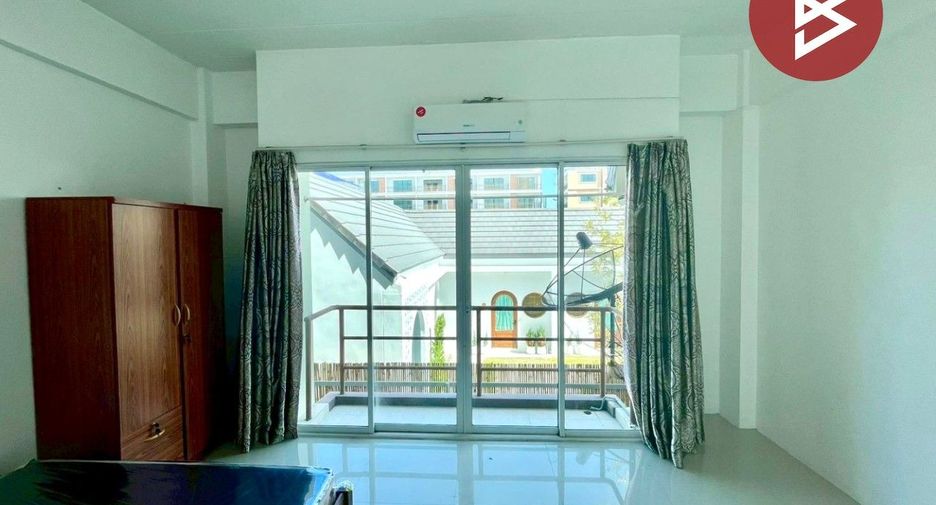For sale 8 bedrooms retail Space in Mueang Chon Buri, Chonburi