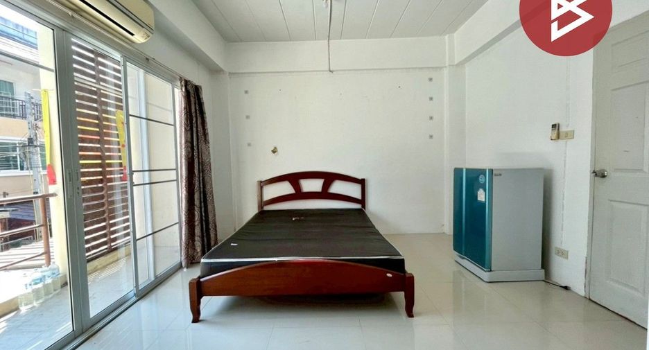 For sale 8 bedrooms retail Space in Mueang Chon Buri, Chonburi