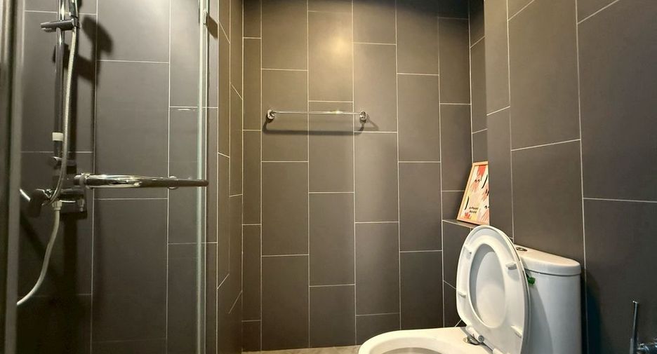 Wohnung zur Miete mit 2 Zimmer in Watthana, Bangkok