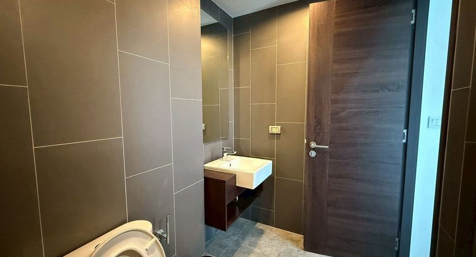 Wohnung zur Miete mit 2 Zimmer in Watthana, Bangkok