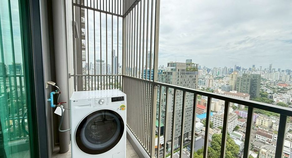 Wohnung zur Miete mit 2 Zimmer in Watthana, Bangkok