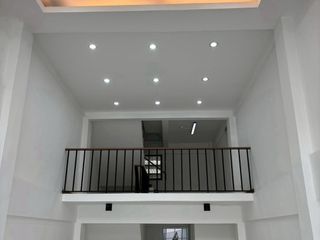 For rent 3 bedrooms retail Space in Suan Luang, Bangkok