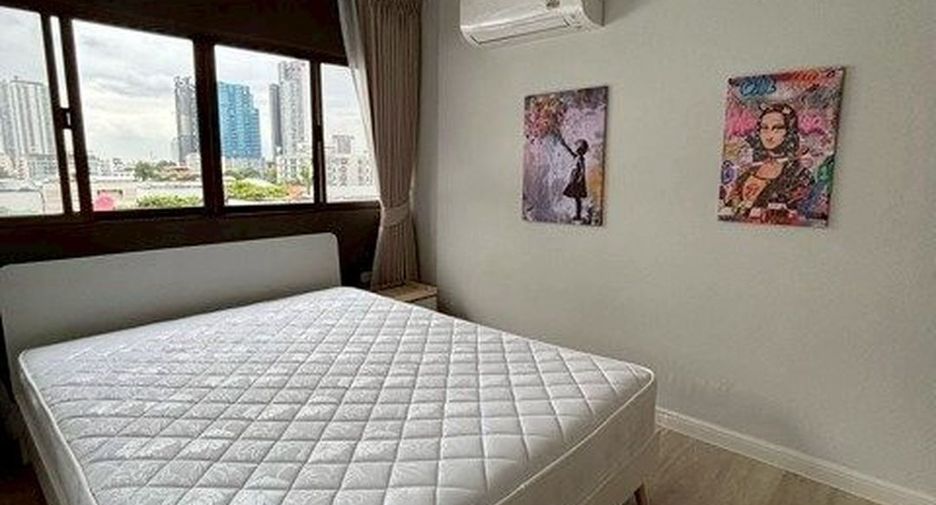 À louer 3 chambres condo à Watthana, Bangkok