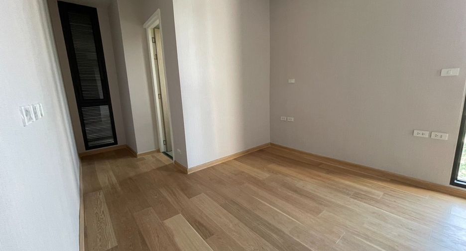 Reihenhaus zur Miete mit 3 Zimmer in Watthana, Bangkok