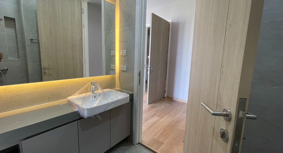 Reihenhaus zur Miete mit 3 Zimmer in Watthana, Bangkok