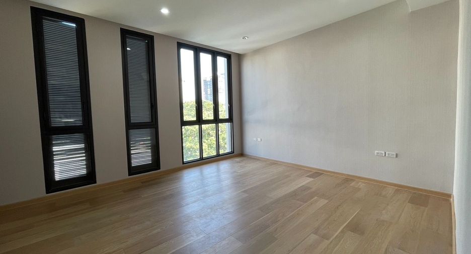 Reihenhaus zur Miete mit 3 Zimmer in Watthana, Bangkok