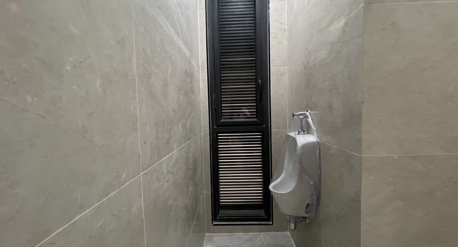 Reihenhaus zur Miete mit 3 Zimmer in Watthana, Bangkok