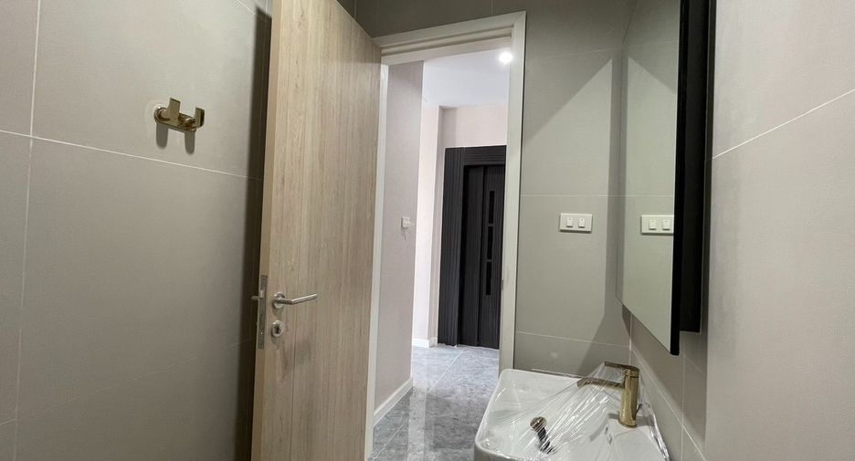 Reihenhaus zur Miete mit 3 Zimmer in Watthana, Bangkok