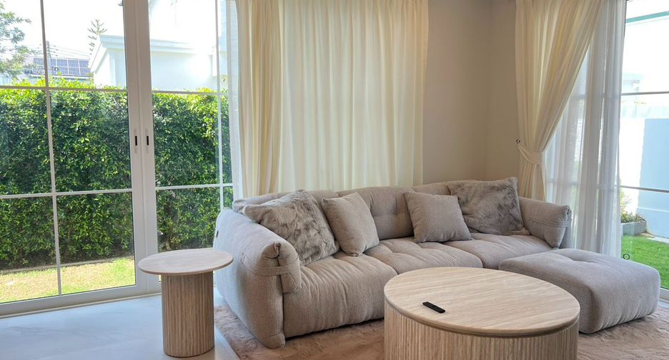 Haus zur Miete mit 4 Zimmer in Mueang Chiang Mai, Chiang Mai