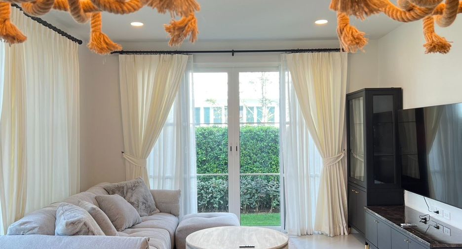 Haus zur Miete mit 4 Zimmer in Mueang Chiang Mai, Chiang Mai