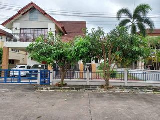 Haus zur Miete und zum Kauf mit 3 Zimmer in Si Racha, Chonburi