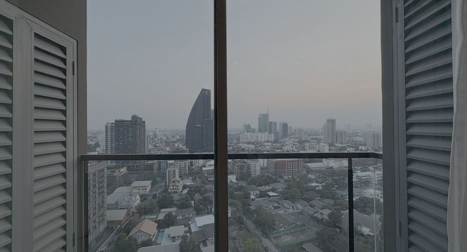 Wohnung zum Kauf mit 2 Zimmer in Khlong Toei, Bangkok