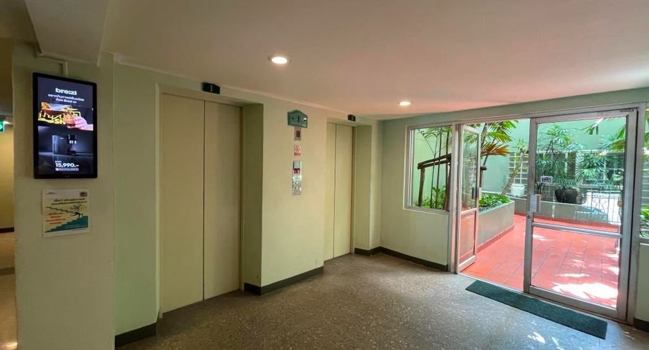 À vendre 1 chambre condo à Watthana, Bangkok