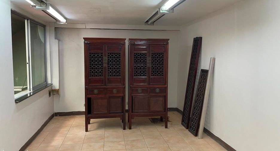 À vendre 1 chambre condo à Watthana, Bangkok