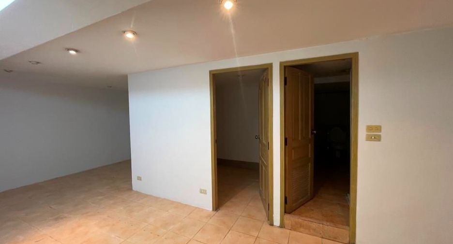 À vendre 1 chambre condo à Watthana, Bangkok