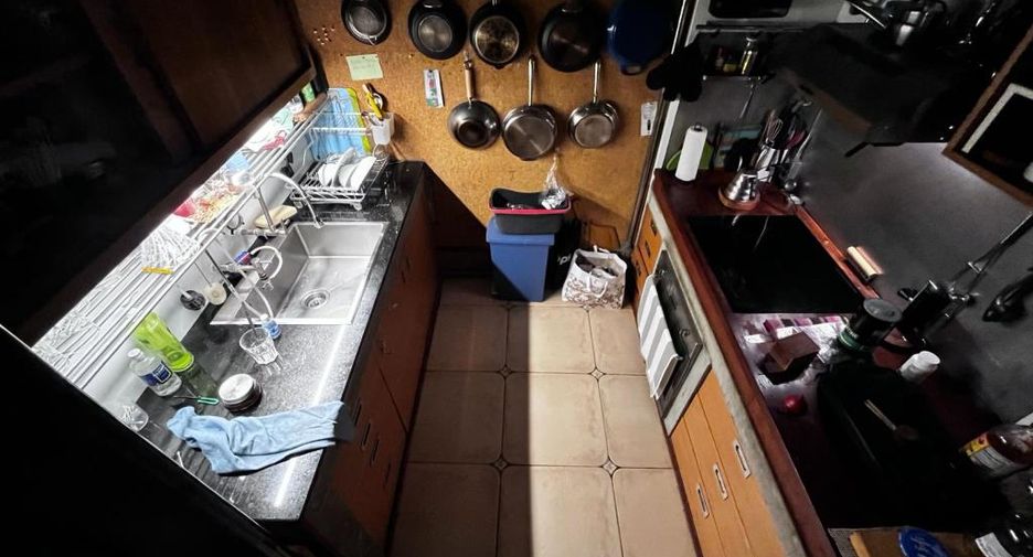 À vendre 1 chambre condo à Watthana, Bangkok