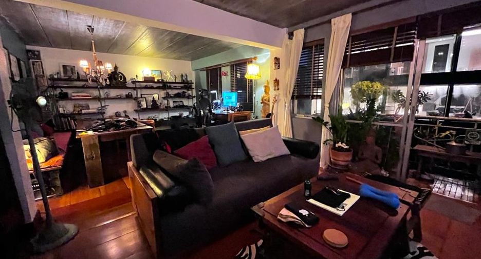 À vendre 1 chambre condo à Watthana, Bangkok