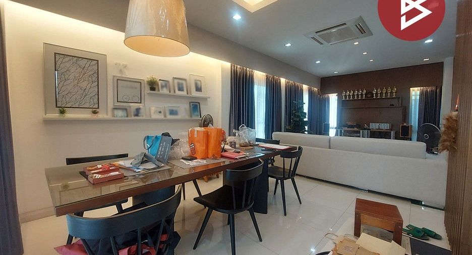À vendre 3 chambres maison à Saphan Sung, Bangkok