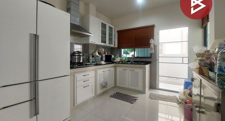 À vendre 3 chambres maison à Saphan Sung, Bangkok