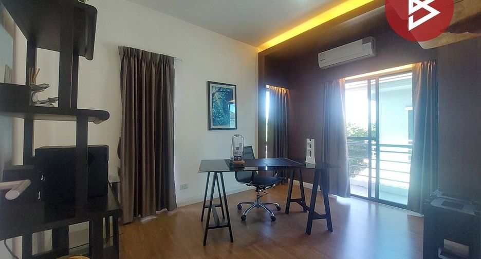 À vendre 3 chambres maison à Saphan Sung, Bangkok