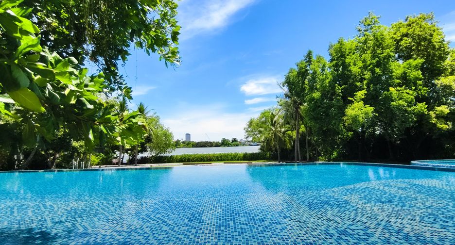 For sale 1 bed condo in Yan Nawa, Bangkok