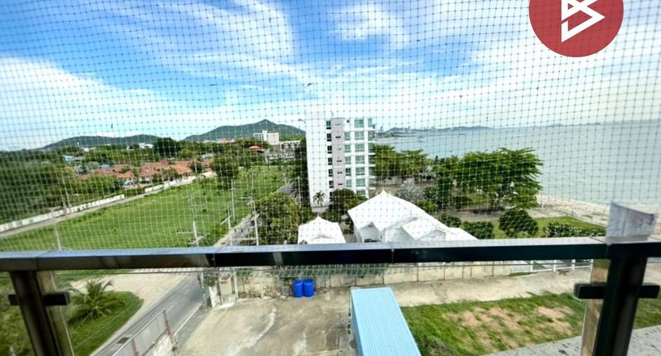 For sale 2 bedrooms condo in Si Racha, Chonburi