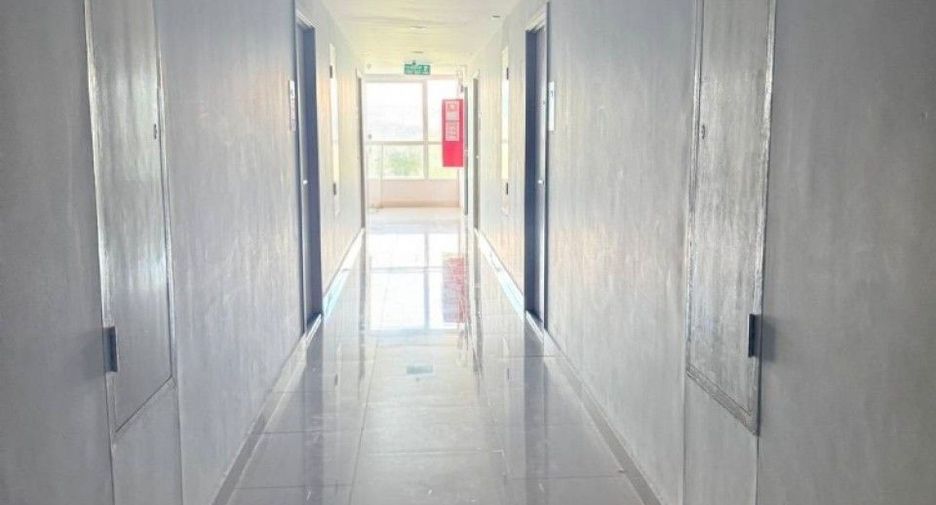 For sale 2 bedrooms condo in Si Racha, Chonburi