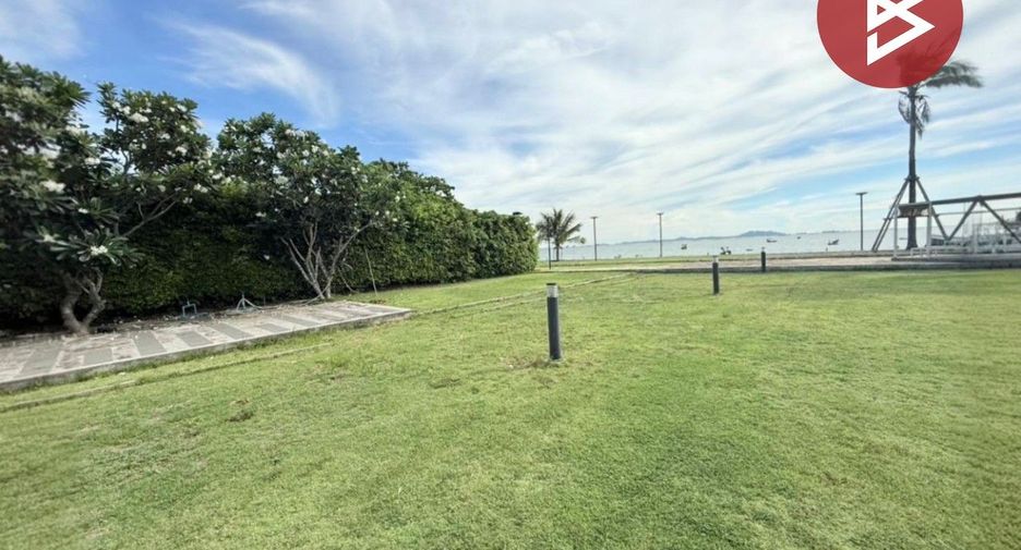 For sale 2 bedrooms condo in Si Racha, Chonburi