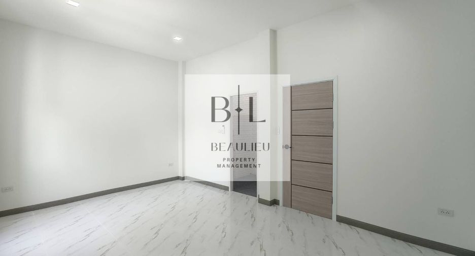 Продажа 3 спальни дом в Huay Yai, Паттайя