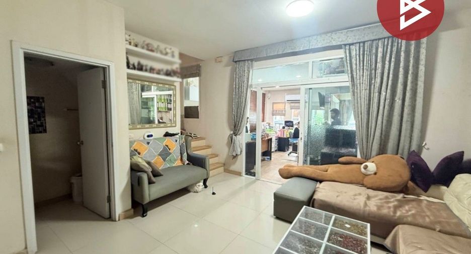 For sale スタジオ townhouse in Saphan Sung, Bangkok