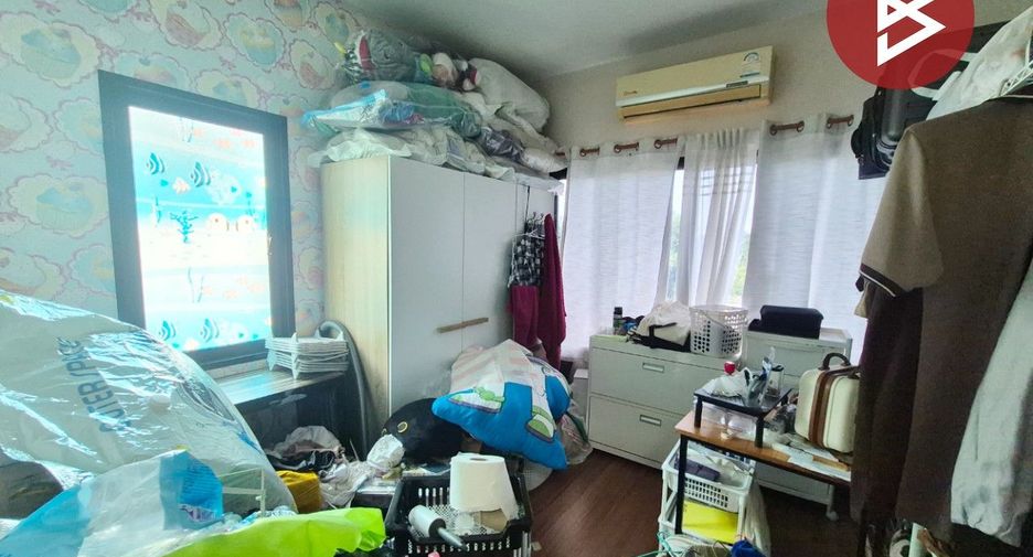 Casa adosada en venta de 3 habitaciones en Mueang Samut Sakhon, Samut Sakhon