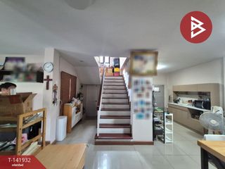 For sale 3 bedrooms townhouse in Mueang Samut Sakhon, Samut Sakhon