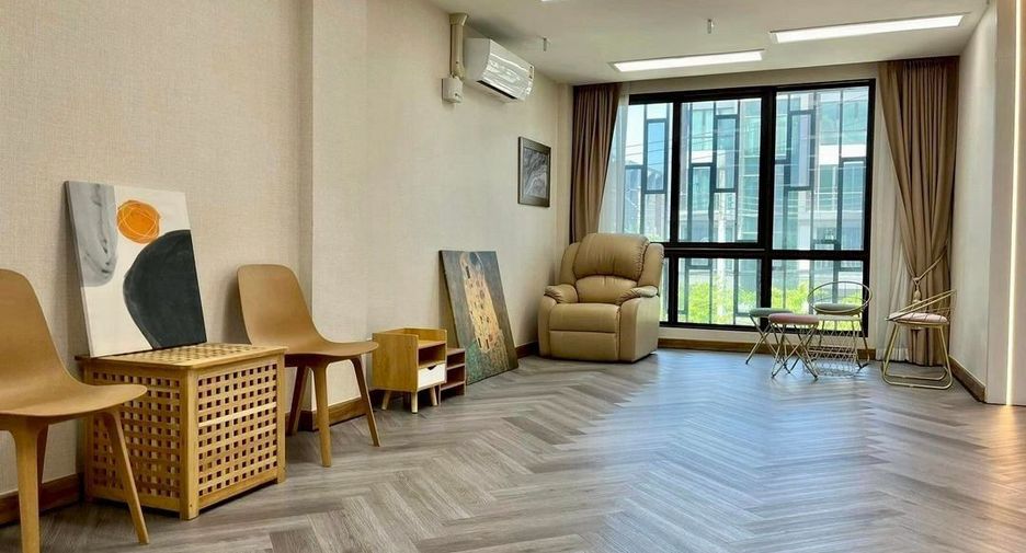 For sale 3 ベッドルーム office in Don Mueang, Bangkok