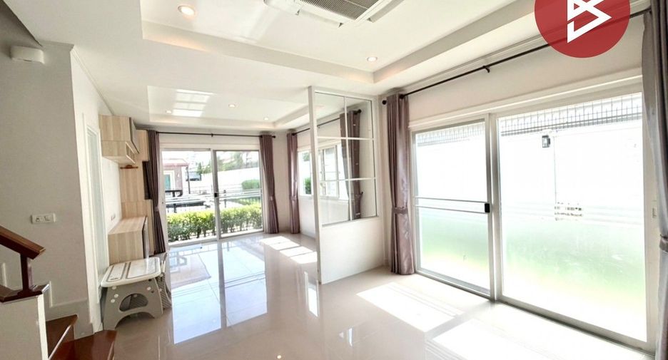 Haus zum Kauf mit 4 Zimmer in Nong Khaem, Bangkok